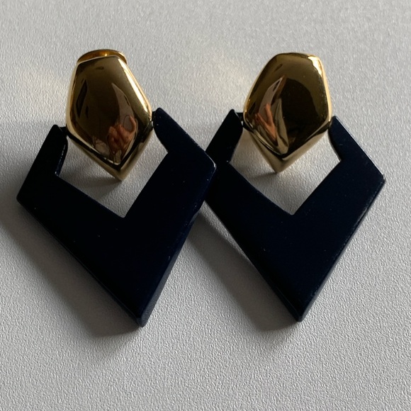 Jewelry - Large vintage statement earrings. Clip on. Navy Blue and Gold